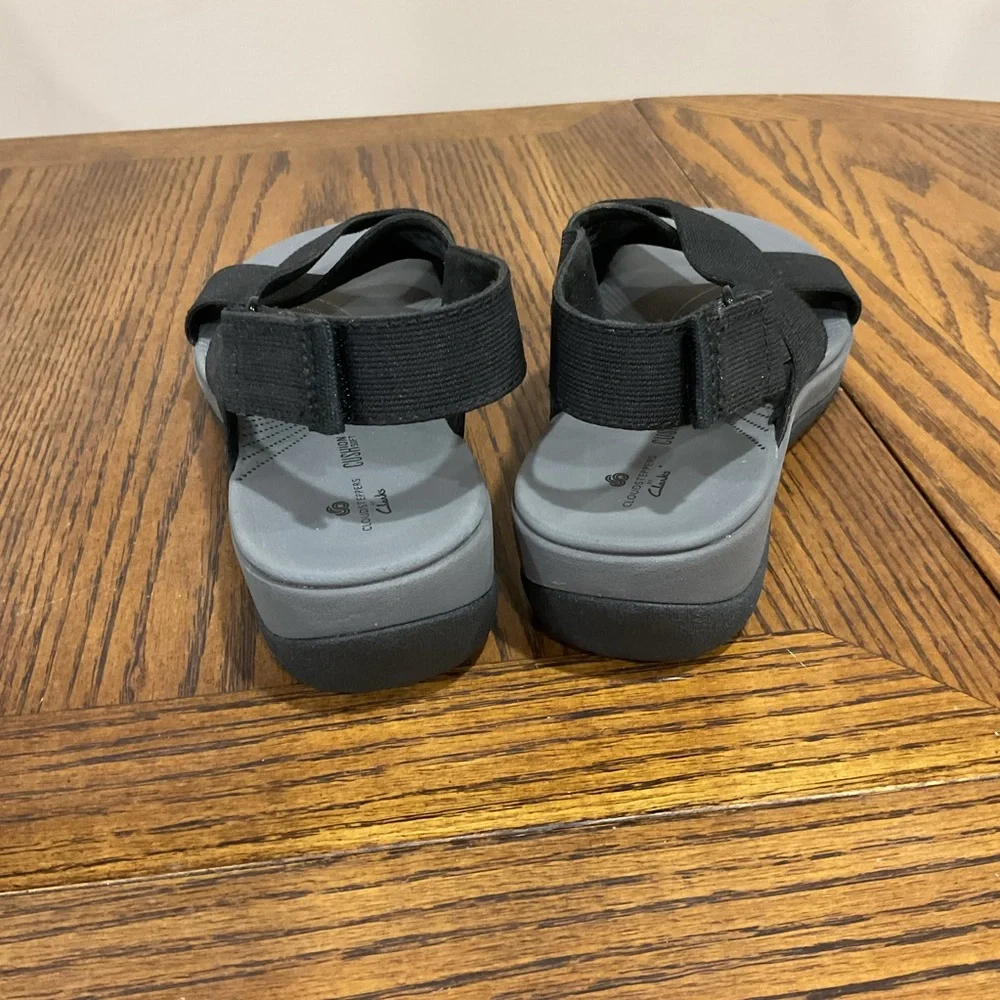 Cloudsteppers by Clarks Black and Gray Sandals - Picture 6 of 12